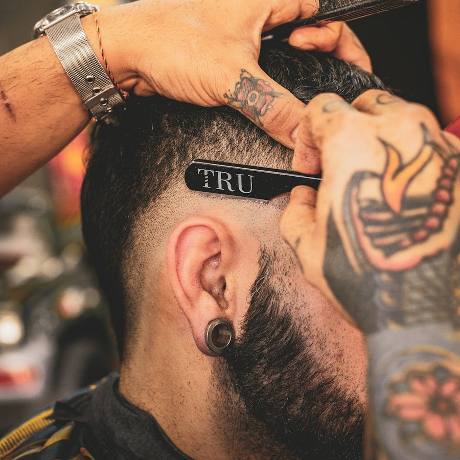 A detailed line-up with a straight razor